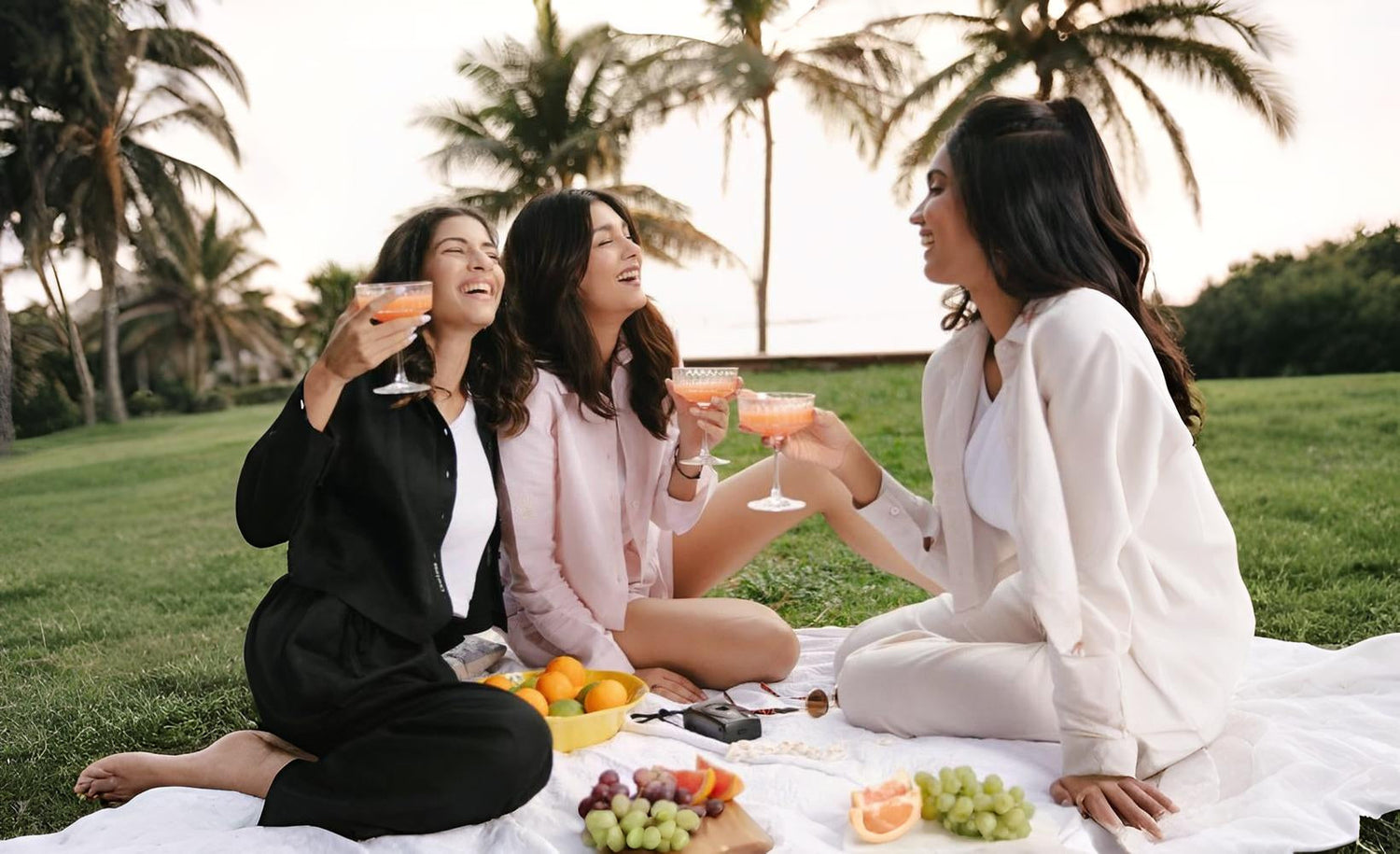 How to Layer Linen Shirts for Different Seasons?