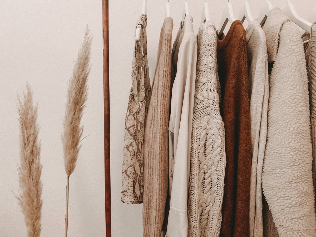 5 Ways To Sustainably Spring Clean Your Closet - One Less